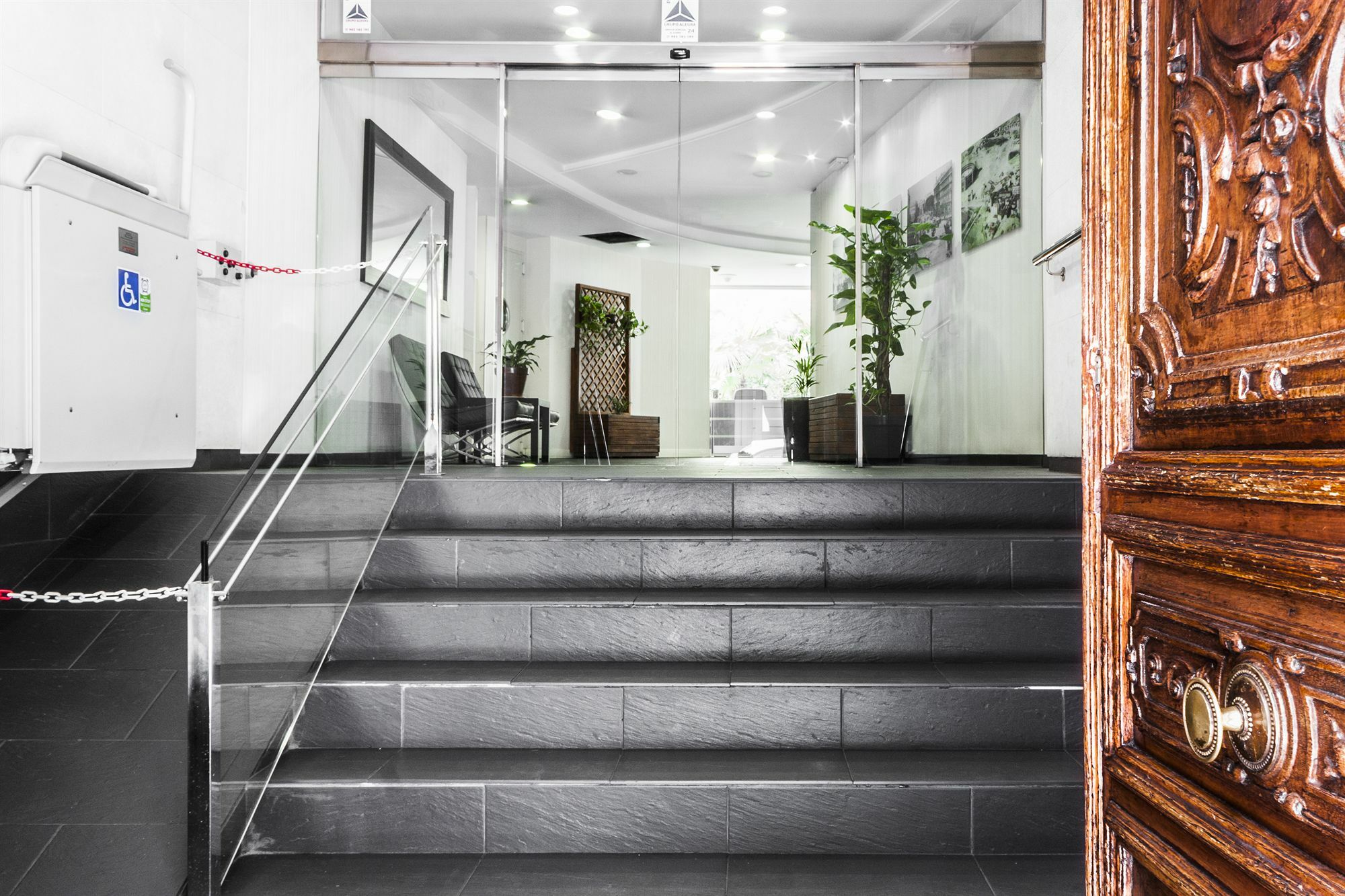 Gran Via Suites 马德里 外观 照片